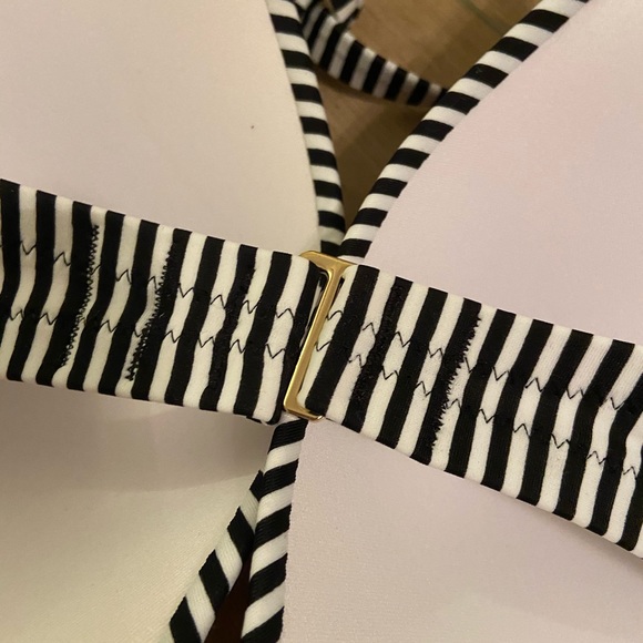 NWOT Striped Bikini Top - Picture 5 of 7